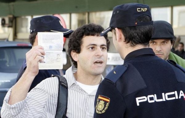 <br />
Почему в Испании в 2020 году паспорт лучше всегда иметь при себе?<br />
