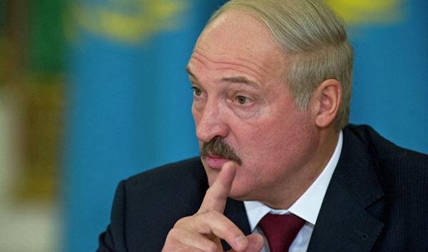 <br />
Лукашенко пригрозил России штрафами за срыв сроков строительства БелАЭС<br />
